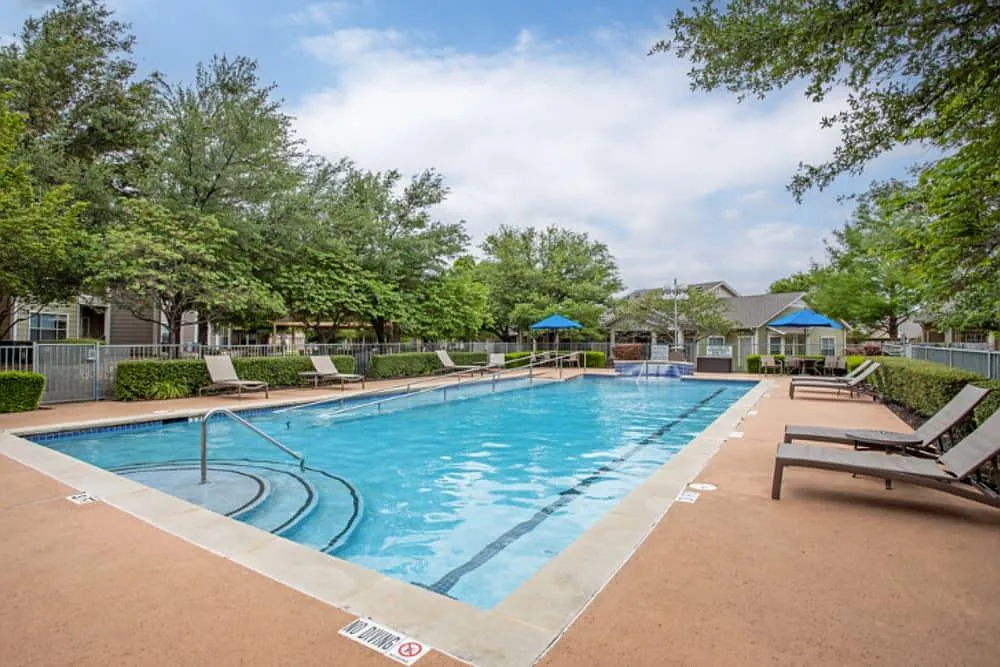 Mariposa Ella Boulevard 55+ Apartment Homes — Photo 1
