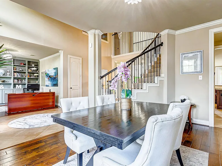 16214 Canova Hill Ln — Photo 8