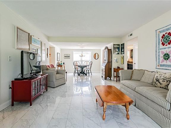 5th image of 13600 Egret Blvd #104K