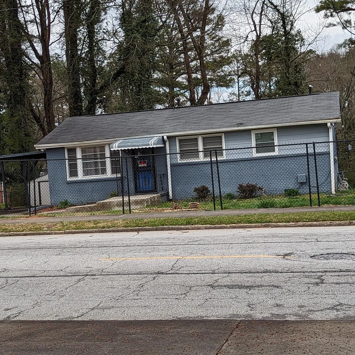 422 Macedonia Rd SE — Photo 1