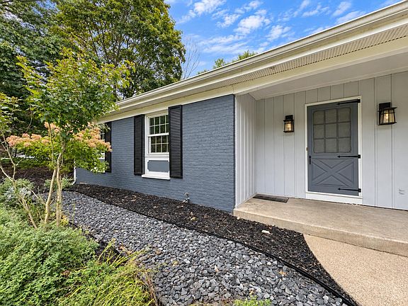 3rd image of 2134 Sycamore Ln