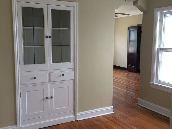 4th image of 1326 Edanola Ave APT 17
