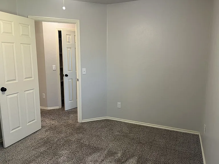 17612 Black Hawk Dr — Photo 15
