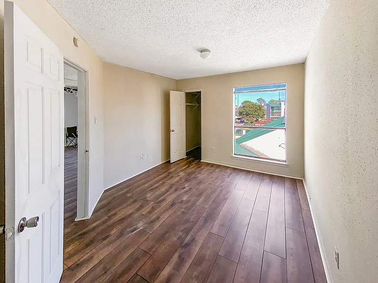 2826 S Bartell Dr #F38 — Photo 5