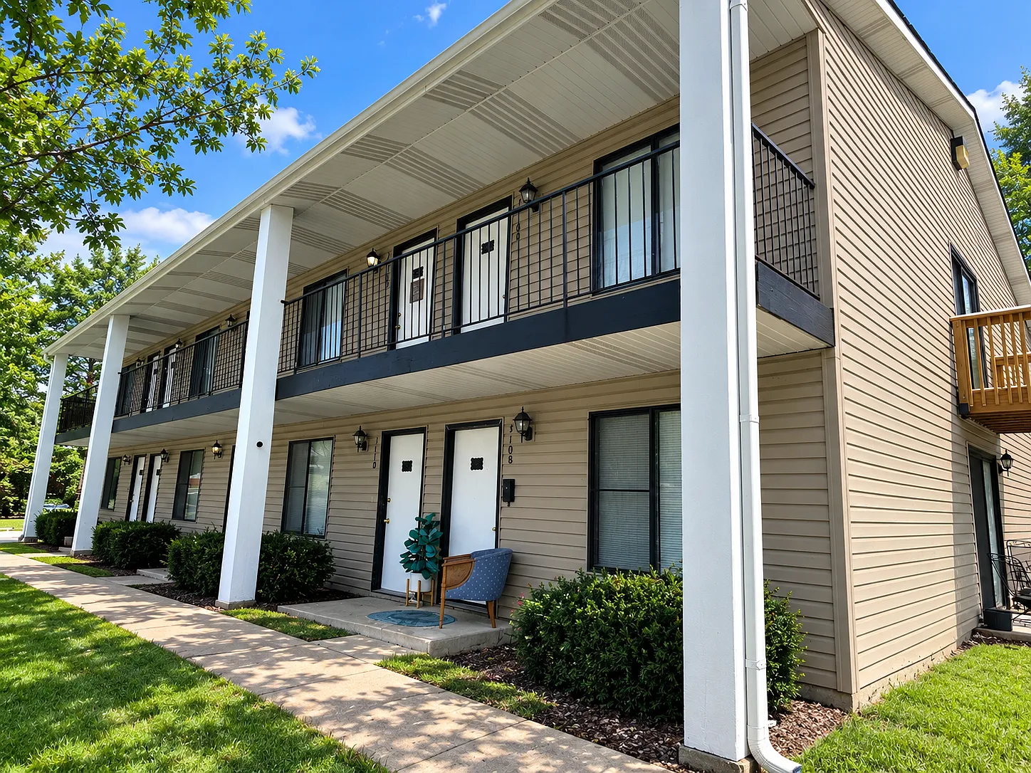 1 bed, 700 sqft, $699 — Photo 2