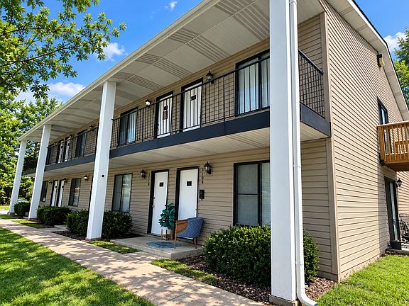 2nd image of 3116 Molleck Dr #A