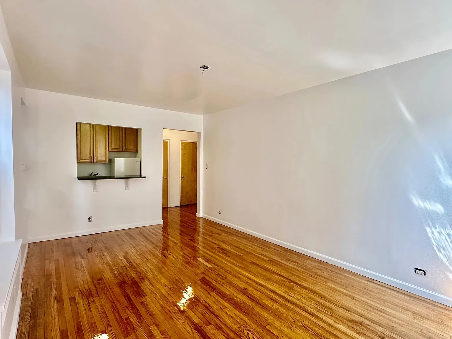 216 West 102nd Street — Photo 3