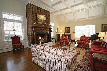 5th image of 28 Lakeview Ave