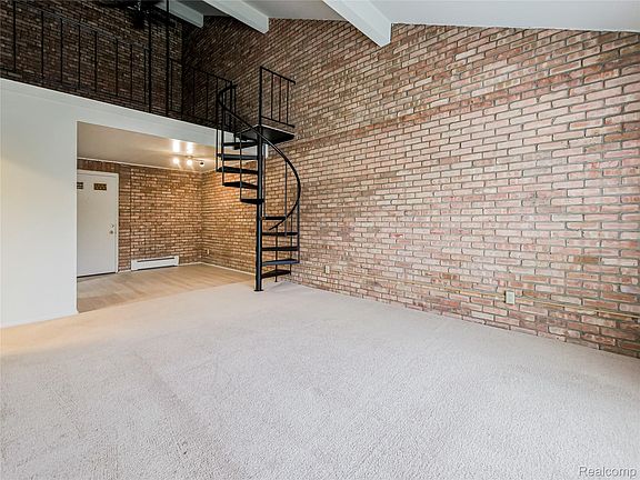 4th image of 2230 W 14 Mile Rd APT 31