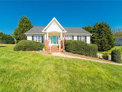 1165 Sterling Pointe Dr, King, NC, 27021