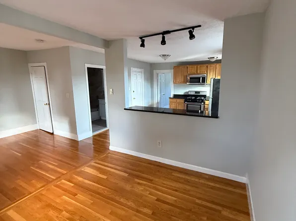 117 Wrentham St #3, Dorchester Center, MA 02124