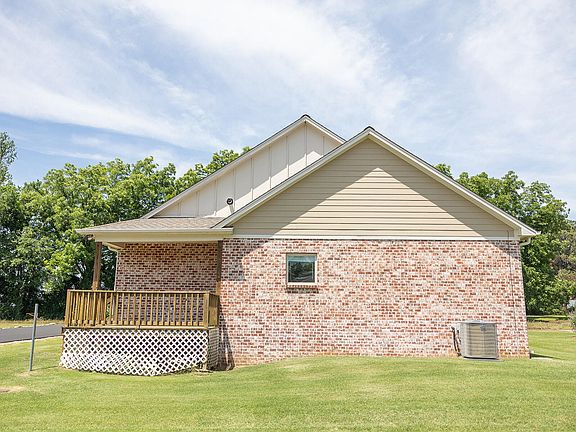 3rd image of 1088 County Road 90