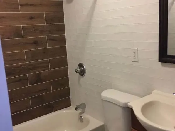 1989 Grand Avenue image 5 of 23