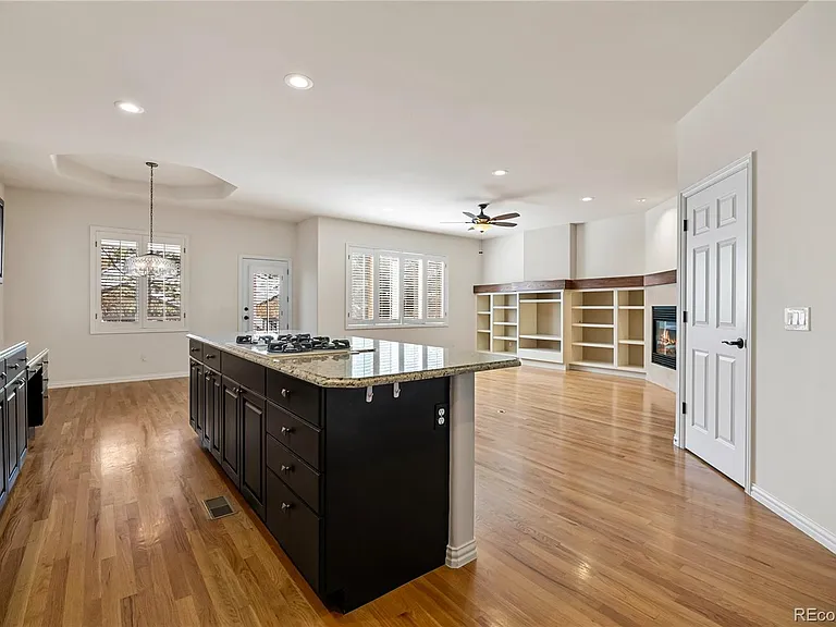 110 Blue Heron Cir — Photo 12