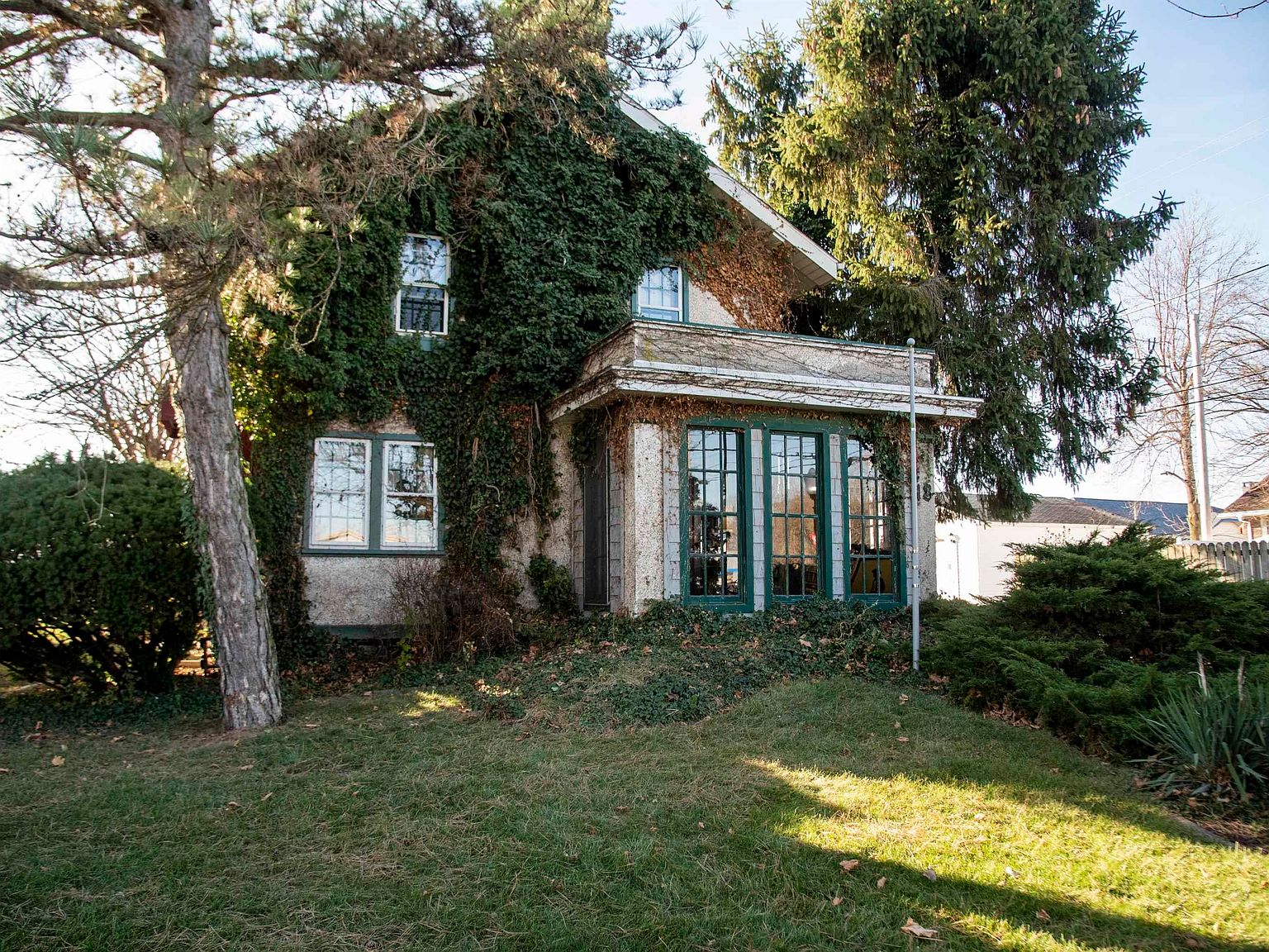 18 S Park Ave, Peru, IN 46970 Zillow