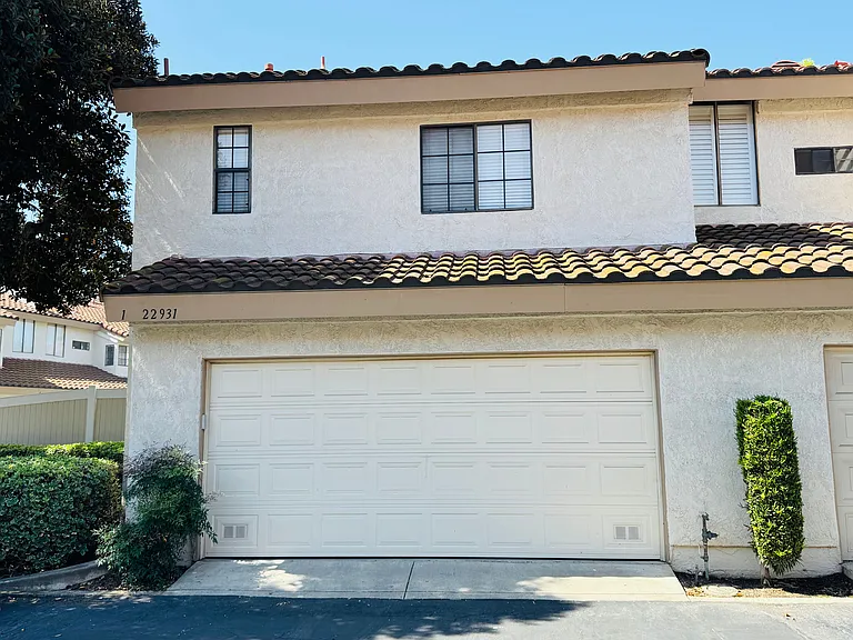 22931 Estoril Dr #1 — Photo 21