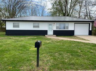 501 Chestnut St, Neosho, MO 64850
