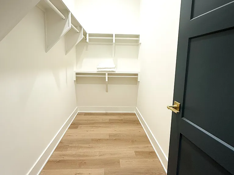 211 Poplar St #211 — Photo 23