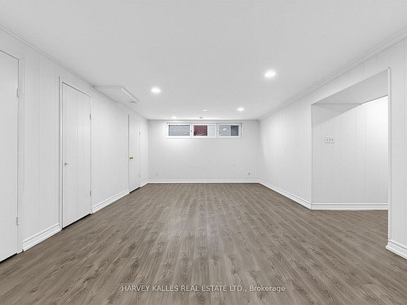3rd image of 16 Terrydale Dr #Basement