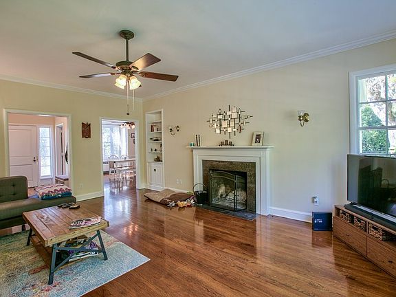 5th image of 1117 Brookwood Dr