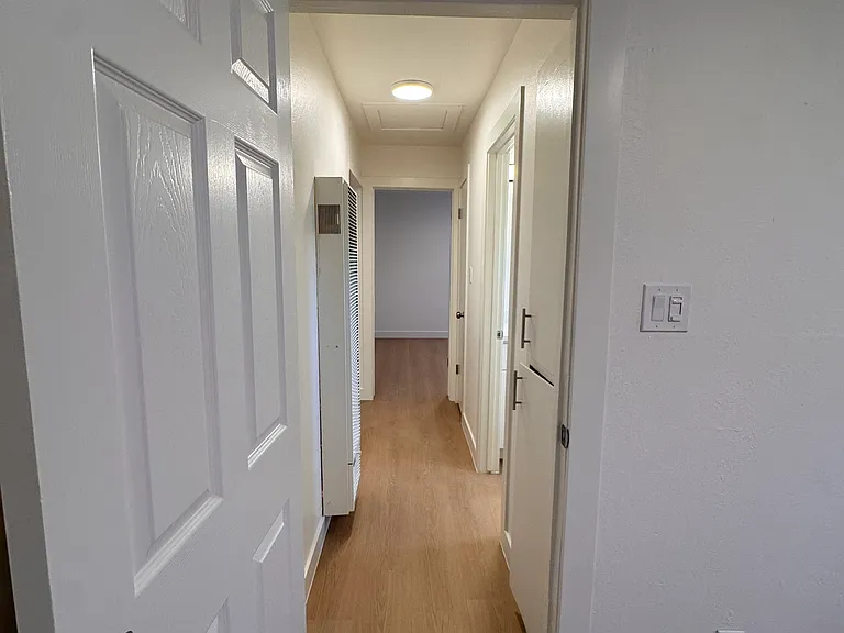 27104 Belvedere Ct #4 — Photo 6