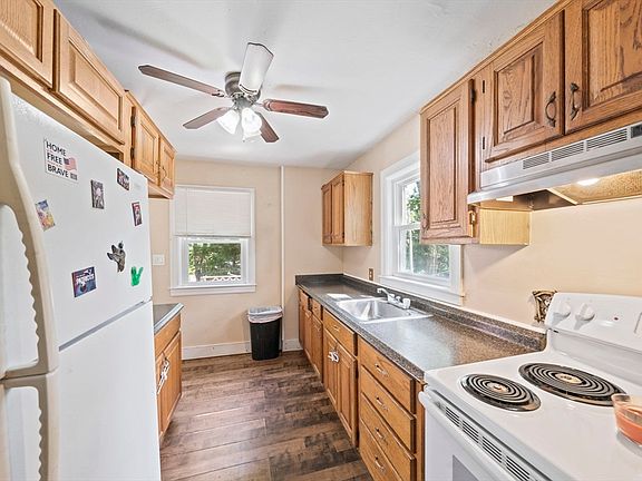 5th image of 407 W Union St