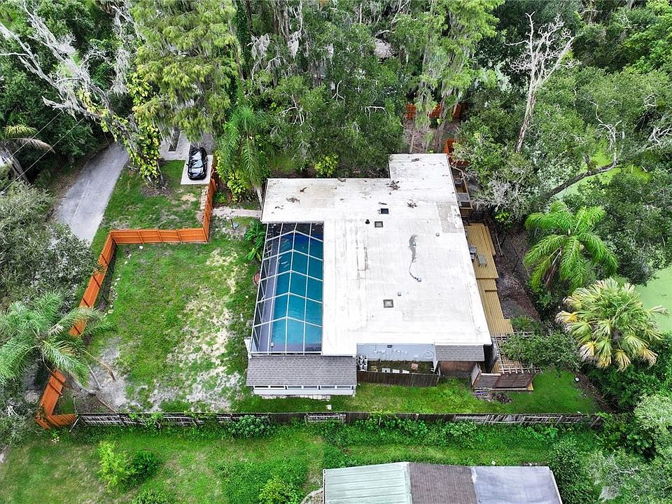 1st image of 111 OAK LEE DRIVE