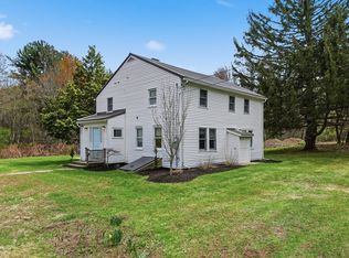 1270 West St, Amherst, MA 01002