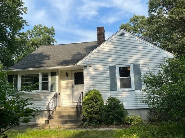 318 Elm St, Mansfield, MA 02048
