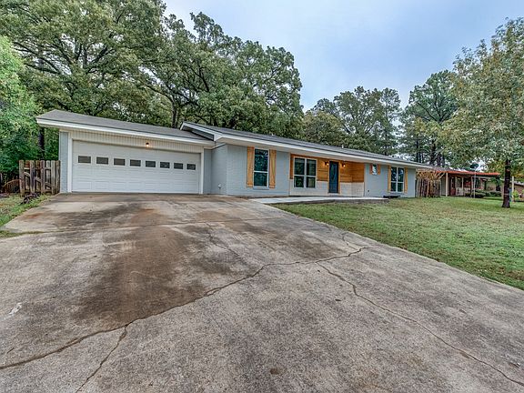 2nd image of 1403 Robinwood Dr