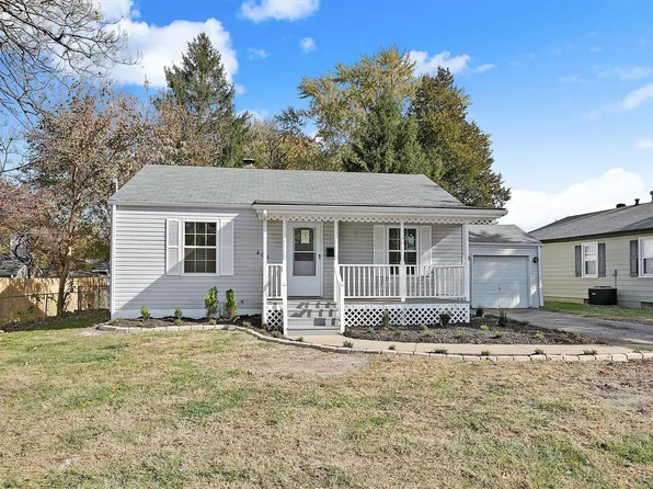 405 Meadow Ln, Collinsville, IL 62234