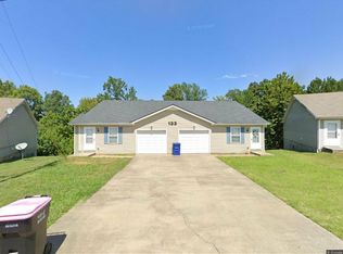 133 Maureen Dr APT B, Clarksville, TN 37043