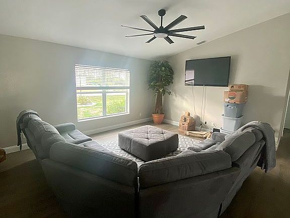 4th image of 12075 Appleberg Cir