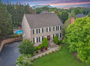 8325 Cardington Dr, Roanoke, VA