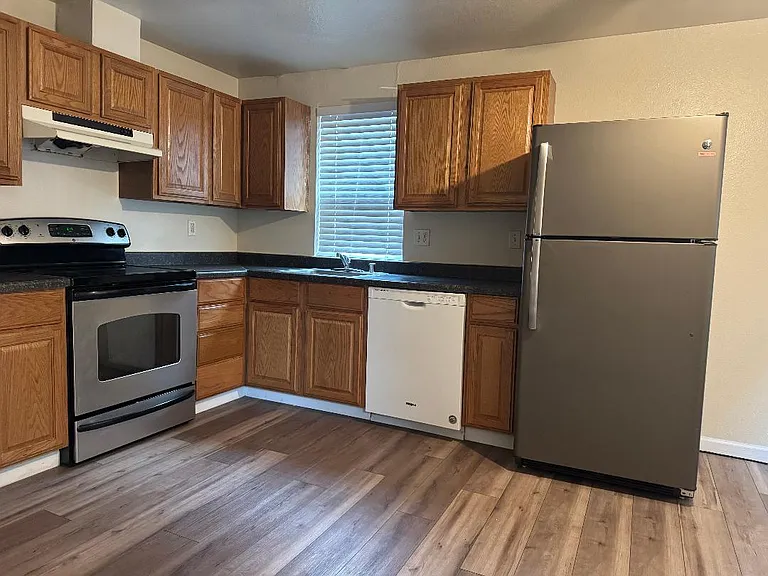 4103 Center St #A — Photo 14