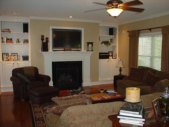4th image of 1806 Blue Crane Ln