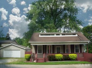 745 Prince St, Pekin, IL