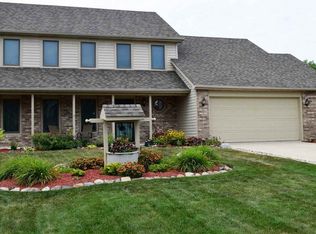 1717 Willow Mound Pl, Fort Wayne, IN 46818