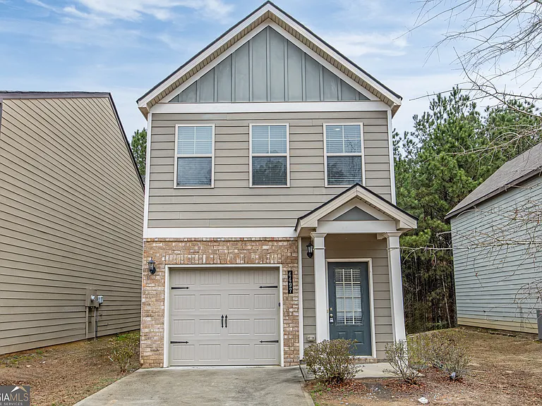 4497 Ravenwood Dr — Photo 1