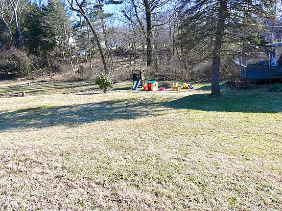 2nd image of 5818 Fairlawn Ave