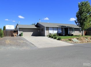 422 E Lakeshore Dr, Culver, OR 97734