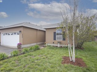 404 NE Faulconer St, Sheridan, OR