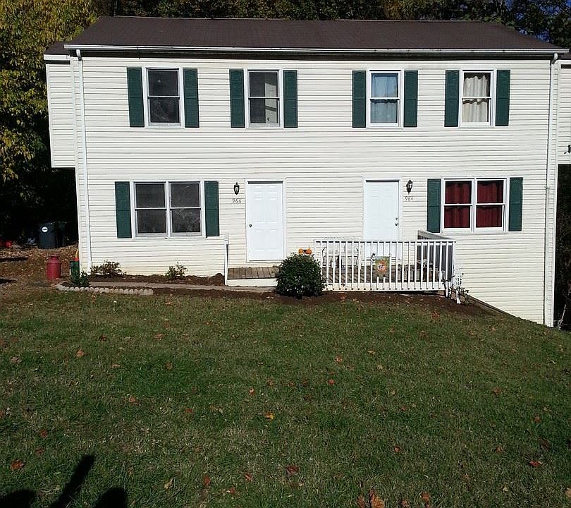 1st image of 964 Grand Arbre Dr