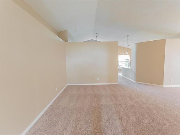 2nd image of 3115 Bellingham Dr