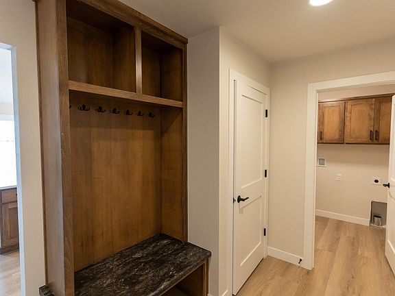 2nd image of 4110 Ridgecrest Ln