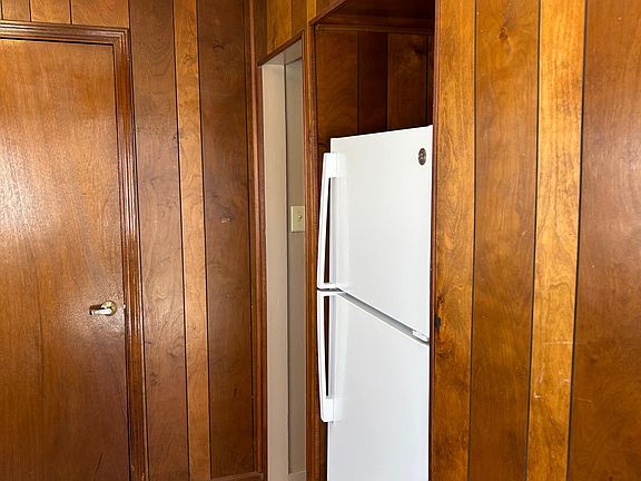 3rd image of 1100 N 34th St #1B