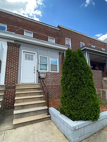 518 Tolna St Photo 1