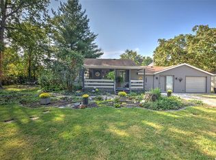 6 Iola Ct, Bethany, IL 61914