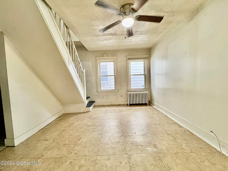 3rd image of 529 1st Street