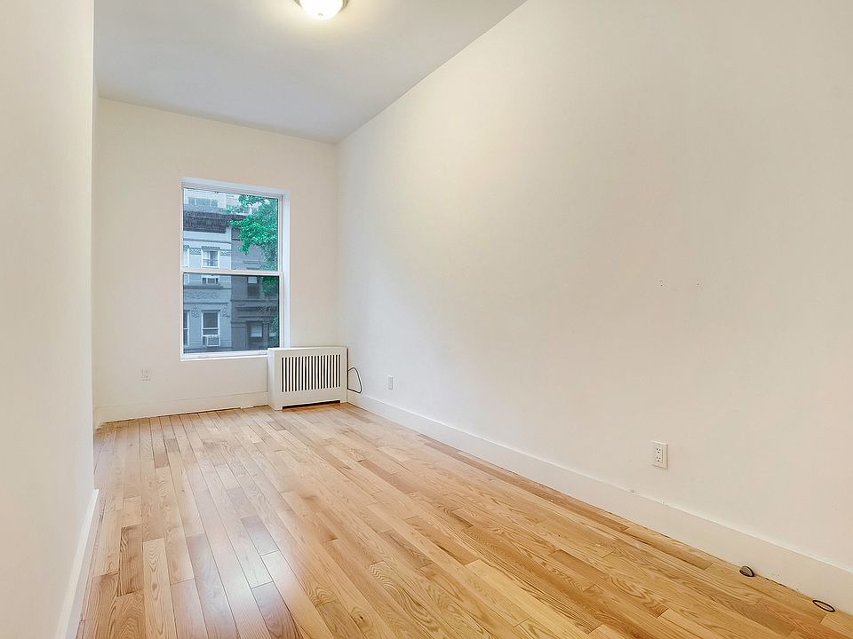 1st image of 317 W 71st St APT 3A